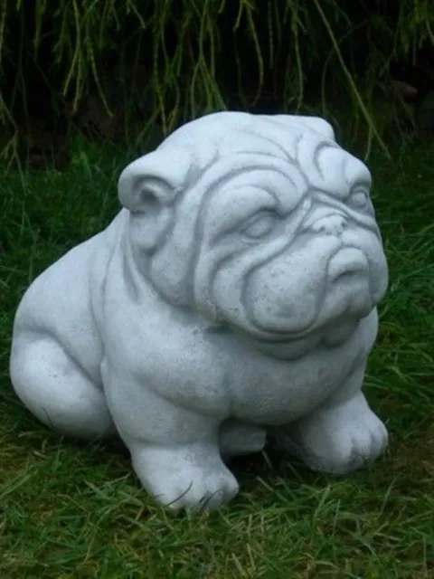 Figur Hund Bulldogge H 22 cm Tierfigur für Gartenfigur Hundefigur aus Beton