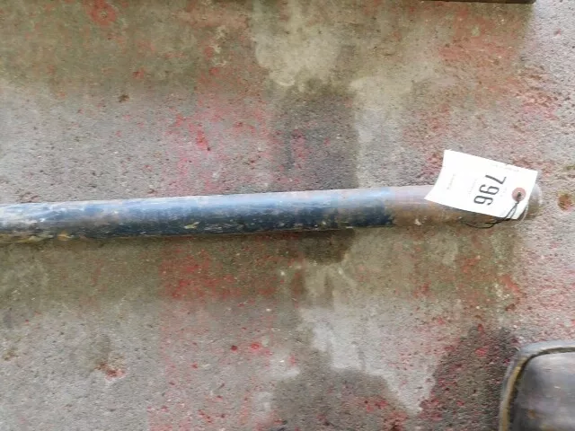 Long hay bale spear Tag #796 Long hay bale spear Tag #796