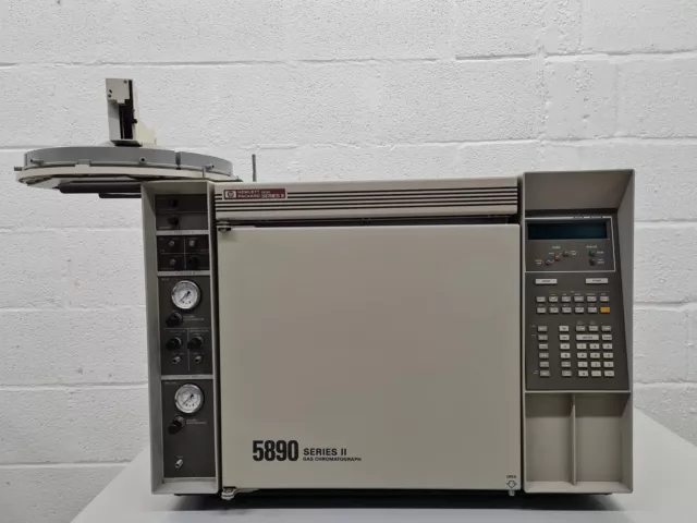 Hewlett Packard 5890 Series II Gas Chromatograph Lab