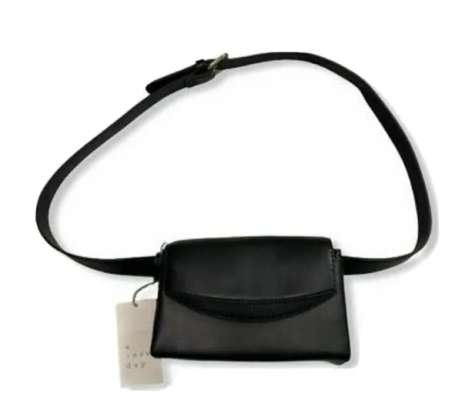 Waist Belt Bag Adjustable Fanny Pack - Black Fits Sizes 2 - 18 - A New Day NEW
