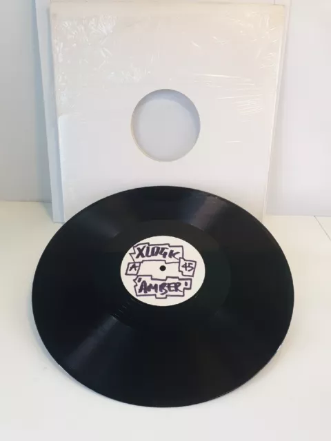 Amber: X-Logic, 1990, Whitelabel, Hammer Records, Breakbeat/House, Cat No: HZZT5 2