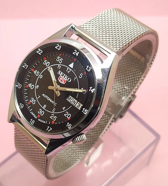 Seiko 5 automatic men's steel day/date vintage japan made watch run order