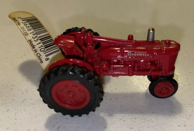 Case IH Farmall M Narrow Front Tractor By Ertl 1/64 Scale farm toy