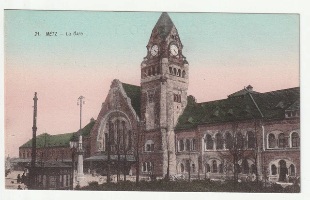 METZ  - Moselle - CPA 57 - La Gare - carte Couleur