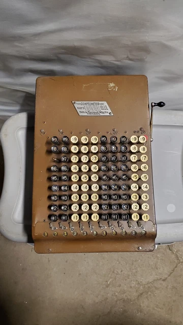 Vintage Comptometer Adding Calculator Machine Felt & Tarrant MJG Co Chicago