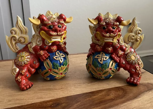 Vintage Pair  of Japanese Shishi Lions ceramic statue Foo Dog Lion Estate Find