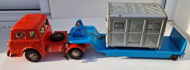 ANCIEN JOUET VÉHICULE Miniature JRD Citroën D.S 19 made in france a