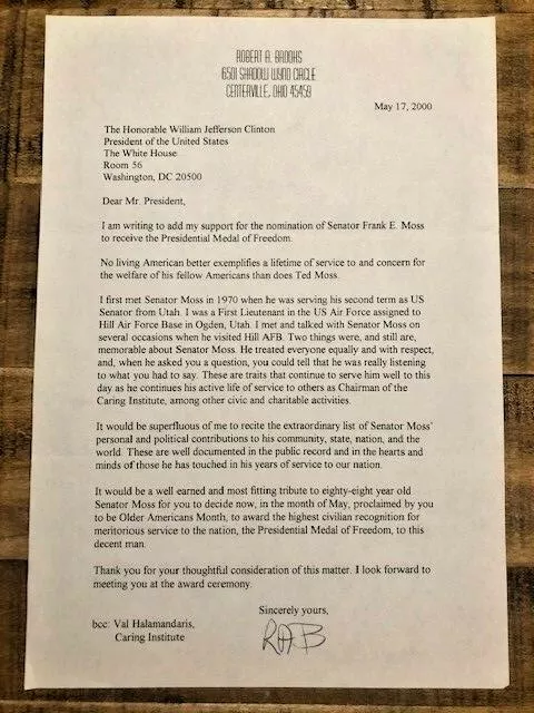 Letter from Robert Brooks (Businessman)  to President Clinton - SIGNED 2001