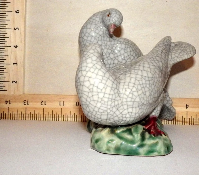 Vintage Majolica Turtle Doves Love Birds Porcelain Sculpture Crackle Finish