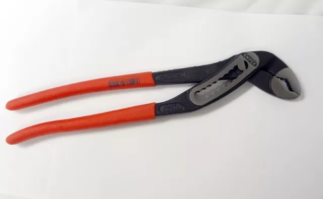 Knipex Alligator® Water Pump Self-Locking Pliers 12" 88 01 300 Made in Germany