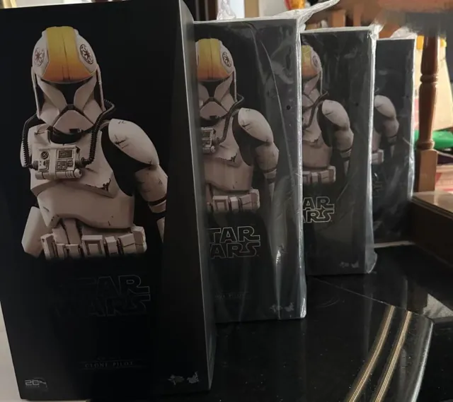 Hot Toys Star Wars Clone Trooper Pilot 1:6 figure mms648 Attack Of The Clones
