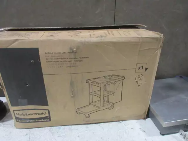 Rubbermaid Commercial Traditional Janitorial Cart PN: FG617388BLA