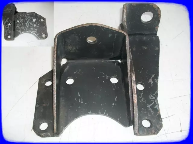 Autocarro Fiat  616N2-N3-N3/4 / Supporto Sospensione Posteriore 4636465