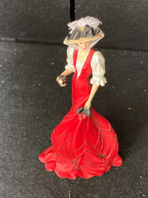 Coca Cola Lady Figurine – Relaxing Moments with Coca Cola