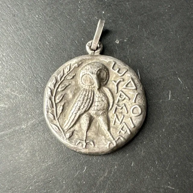Ancien Pendentif En Argent Massif 925 Créateur Breloque monnaie antique romaine