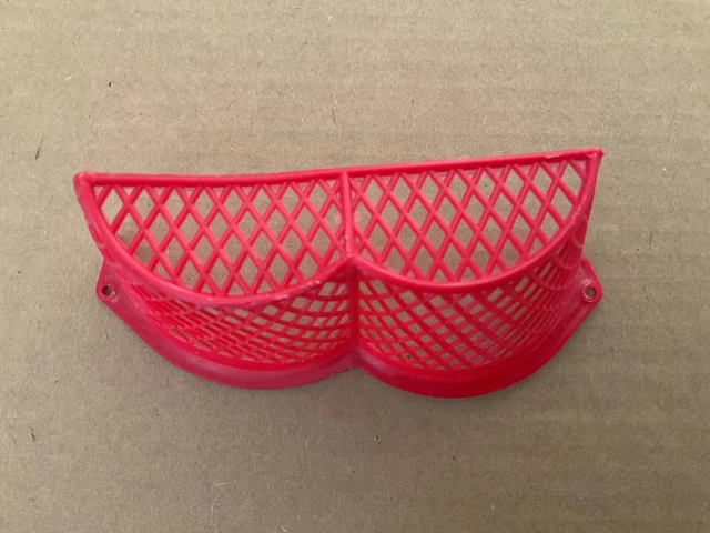 Net for Henry hockey game in very good condition.  Parts, pieces.