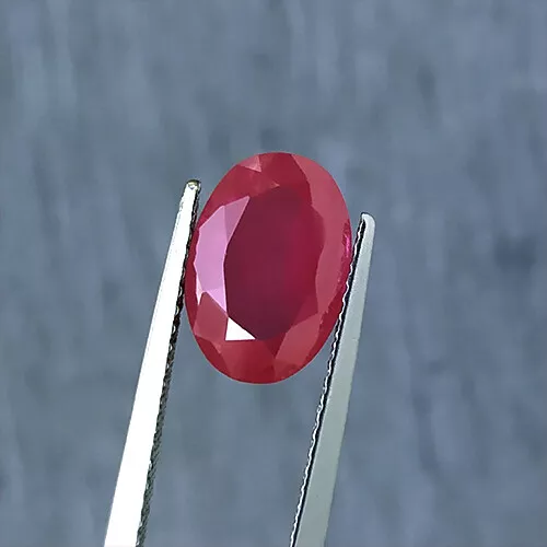 1.37 carats STUNNING RED RUBY OVAL 7x5 MM. LOOSE GEMSTONE ovale rubis rouge