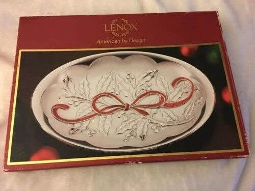 Lenox Small metal  oval holiday serving tray w red bow w orignal box