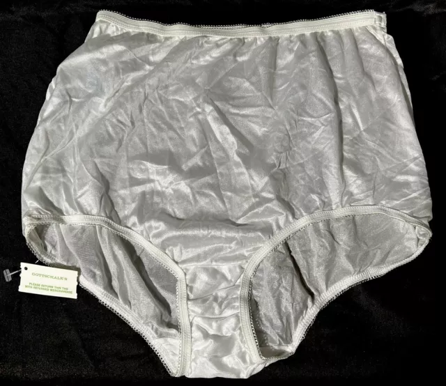 Lot Of 2 Vtg Nylon Full Cut Brief Panties Sz 7 Sheer Silky Pillow Tab  White Nwt