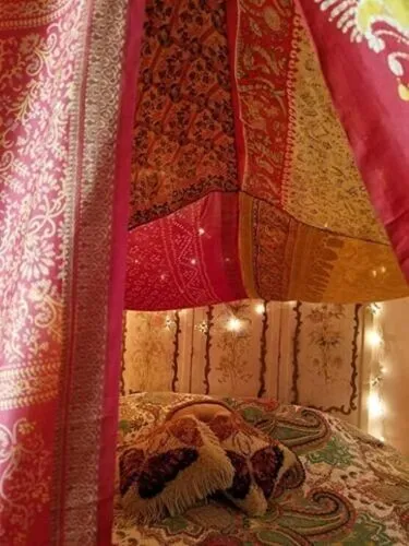 Indian Vintage Handmade Hippie Saree Silk Bed Canopy Curtain Drapes Room Canopy 3