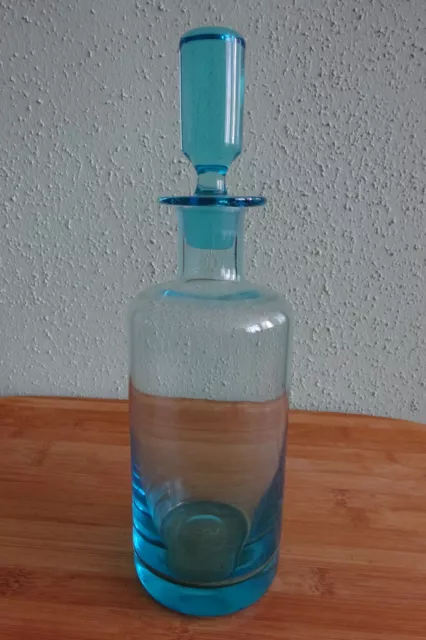 Ancienne Bouteille FLacon Carafe En Verre Bleu.