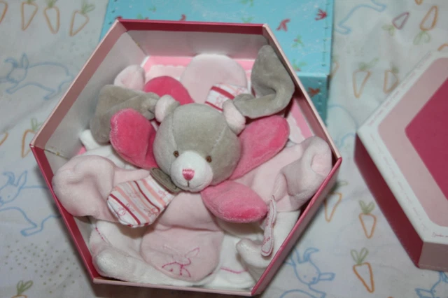 DOUDOU et COMPAGNIE LAPIN CELESTINE PLAT ROSE BLANC NEUF EN BOITE