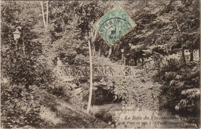 CPA Le bois de VINCENNES Petit Pont de Bois Porte Jaune (145733)