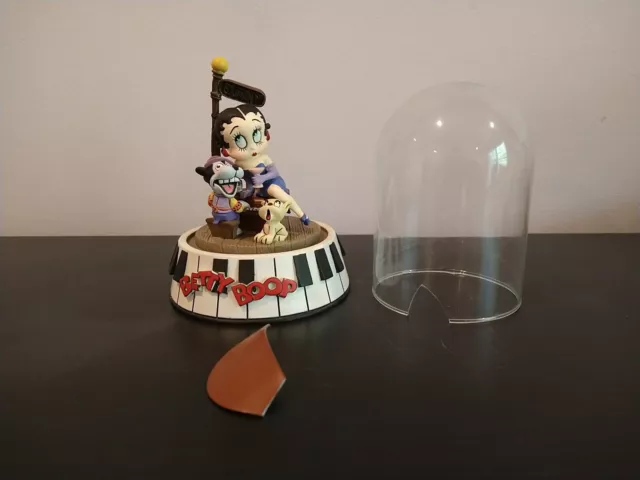 Franklin Mint Betty Boop Sculpture Glass Dome Bourbon Street