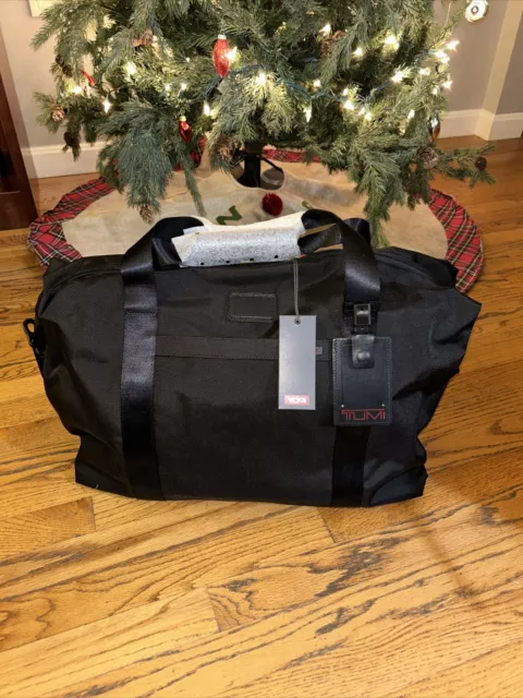 Tumi travel on sale satchel 022249de