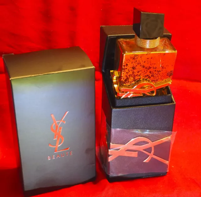 Superbe flacon doré Libre d' Yves Saint Laurent étui collector série limitée