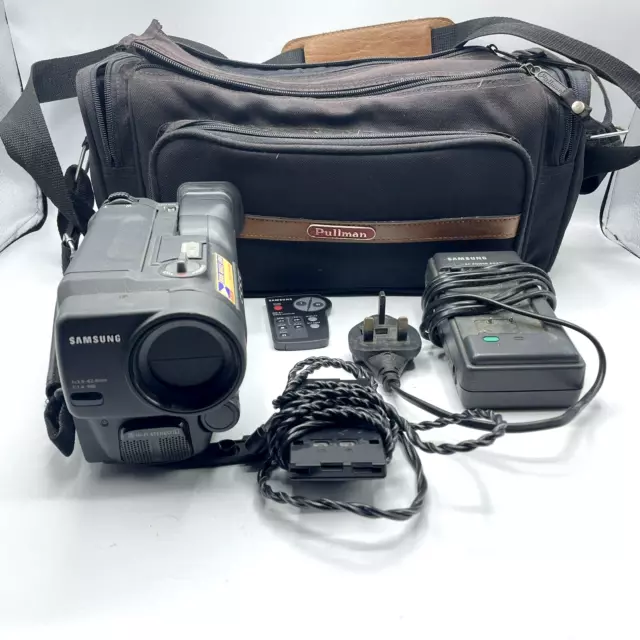 SAMSUNG VP-A15 Video Camera 8mm Video 8 Camcorder with Accessories