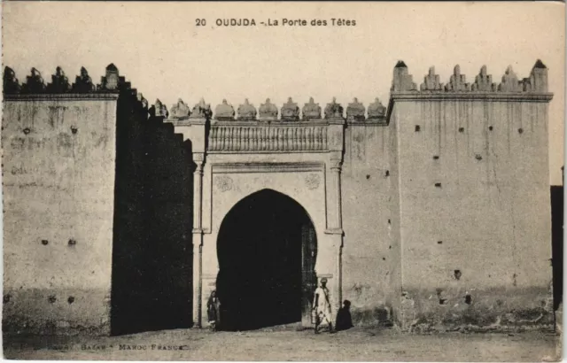 CPA AK MAROC OUDJDA La Porte des Tetes (31091)