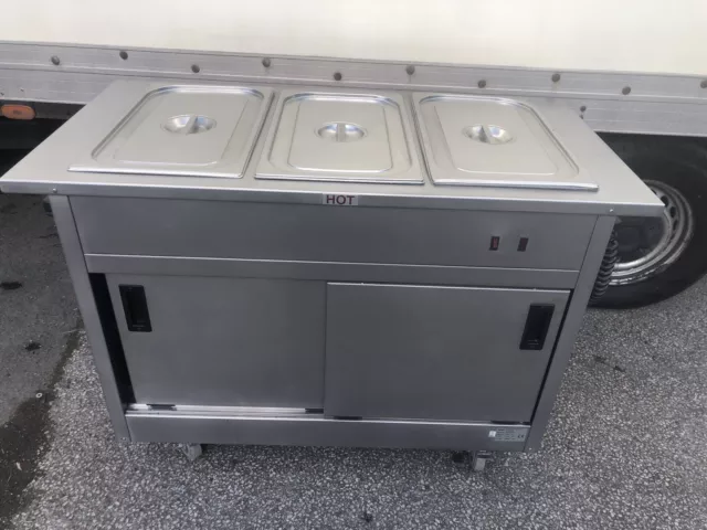 Electric Victor MOBILE SERVERY HOT CUPBOARD / 120cm/ Commercial/ Catering