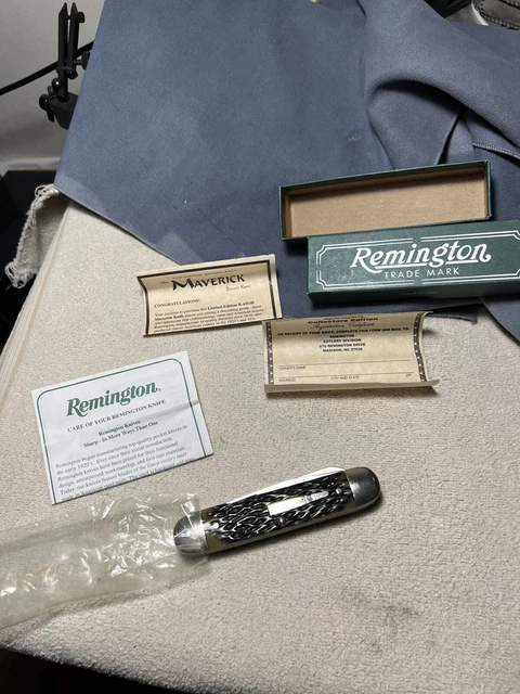 Remington 2005 (R-4353B) “The Maverick” Bullet Knife Bone Handles