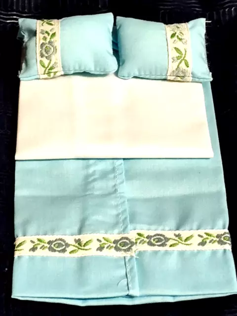 Doll House Miniature Bed Set Sheet Bedspread Pillow Blue White Bedding Dollhouse