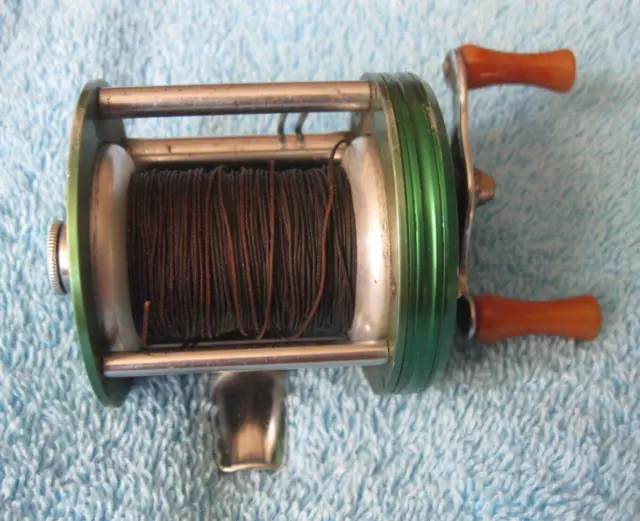 VINTAGE BRONSON GREEN Hornet NO. 2200 Fishing Reel with box and  instructions $15.00 - PicClick