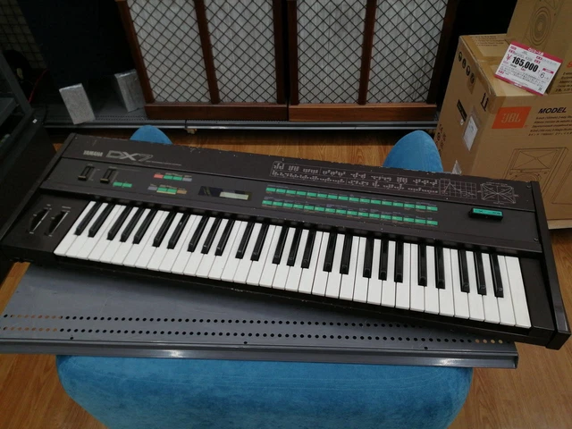 Yamaha DX7 Digital Programmable Algorithm Synthesizer clavier Fonction testée