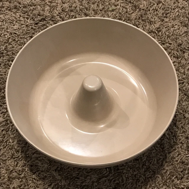 ANCHOR HOCKING MICROWARE Microwave Bundt Pan Baking Ring PM459TI