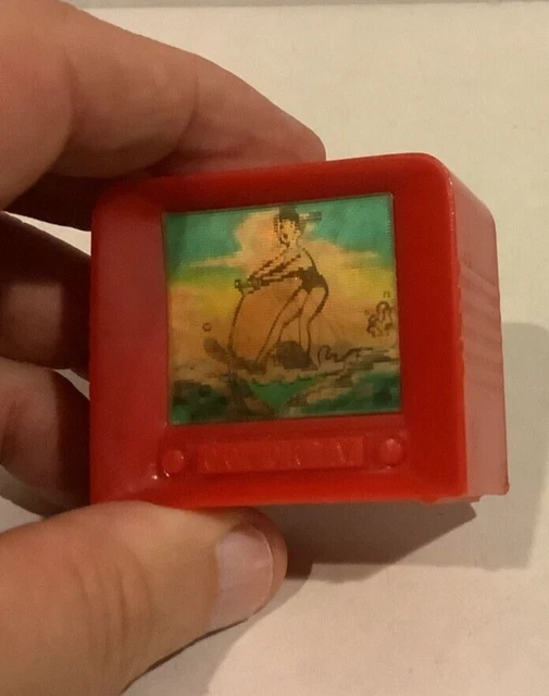 PENCIL SHARPENER TV Wiggle Surfer Lenticular Kohner USA Red Color 15.