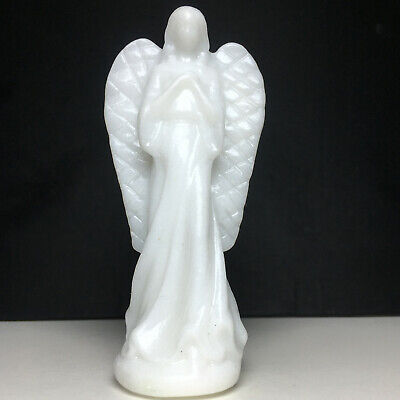 167g Natural Crystal Specimen.White Jade . Hand-carved. Exquisite Angell.Healing