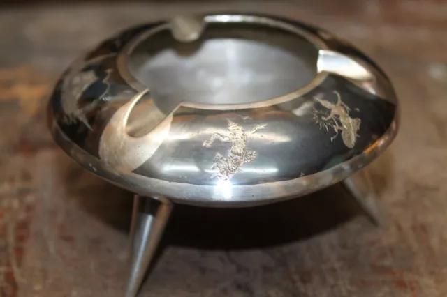VINTAGE STERLING SIAM ROUND ASHTRAY TRiPOD LEGS CLEAN 95 GRAMS