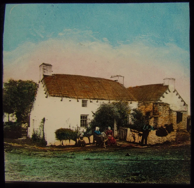 Glas Magic Laterne Rutsche FRAU DREHT AUSSEN HÜTTE C1890 VIKTORIANISCHES FOTO