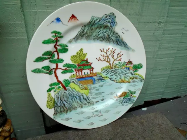 Chinese hand painted porcelain plate signed to rear