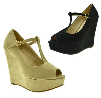 Sandali Betty In Plexi Con Platform 115mm Luisaviaroma Donna Scarpe Scarpe con plateau Sandali con plateau 