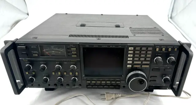 ICOM IC-R9000 Wideband Receiver Amateur Ham Radio 100KHz - 2000MHz