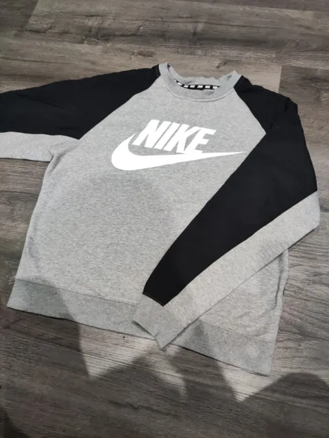 Nike Mens Sweatshirt Size Medium Grey Black White Sports Logo
