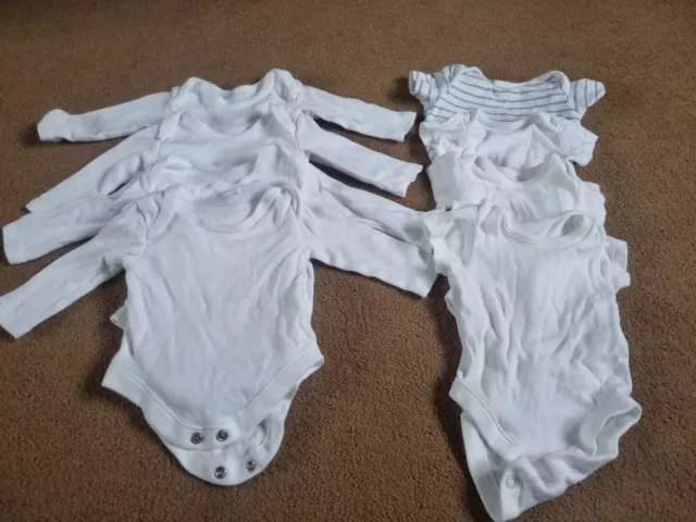 8 Baby  Vests, 0-1 Month