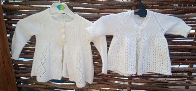 Abbigliamento bambino lavorato a mano metà secolo anni '50 tra cui cardigan e abiti x 4