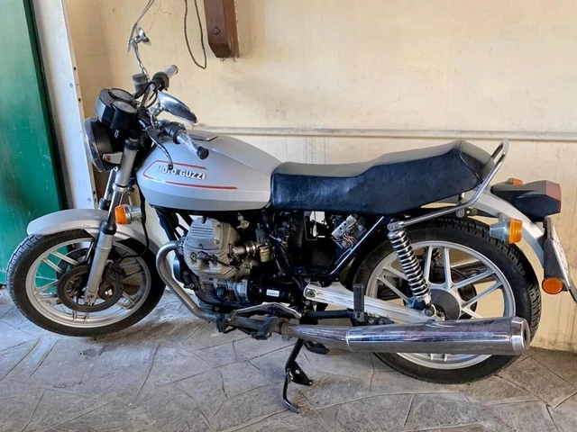 Motoguzzi V35II - 350 cc - anno 1985 - Epoca - Iscritta Registro Storico FMI Motoguzzi V35II - 350 cc - anno 1985 - Epoca - Iscritta Registro Storico FMI
