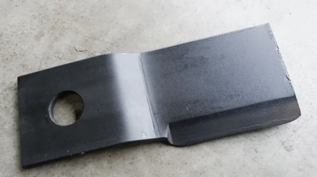 Tiger 34686 Replacement Rotary Mower Blade